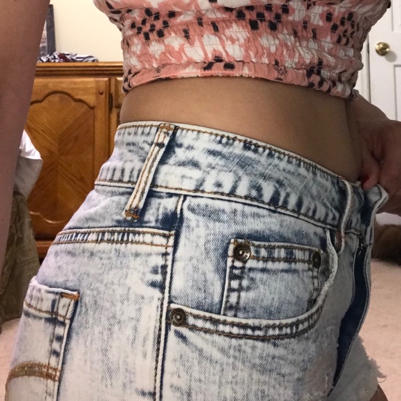 Shorts-Bullhead - Picture 3 of 4